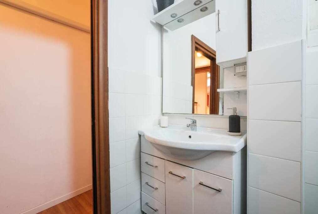 Cozy Apartment In Borgo Dei Greci Firenze Kültér fotó